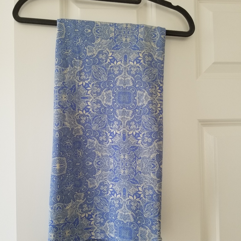 Closet Cleanout 5/$25 LulaRoe Cassie